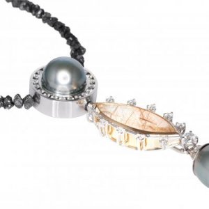 daniel moesker diamonds and pearls