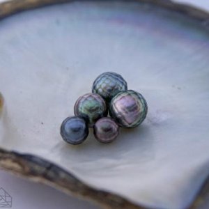 daniel moesker facetted pearls