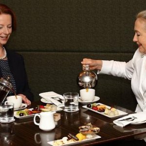Australian PM and Hillary Clinton sit down to tea in their pearls. Julia has learned since taking office that pearls are a status symbol and a cue that you are "in the club".