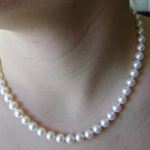 Freshadama strand, 7-8 mm, taken to help match with pearl earrings.