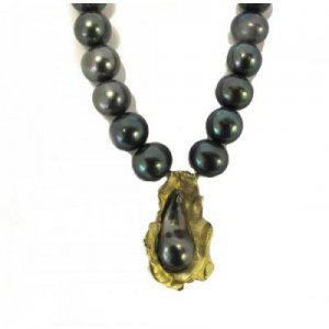 Black south sea pearl necklace, 18ct yellow gold on freshwater pearls.