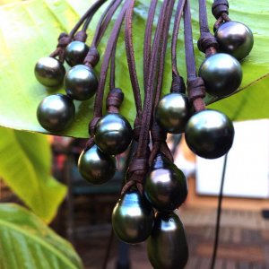 tahitian pearls cluster necklace4