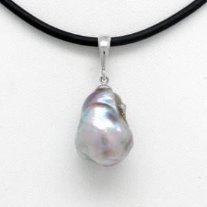 Cortez Baroque - Kintsugi Pendant