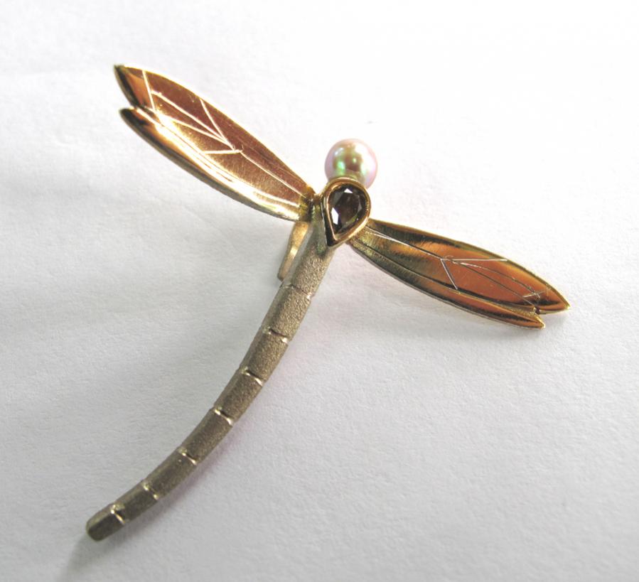 dragonfly with one natural abalone pearl,18ct yellow gold, one cognac diamond.